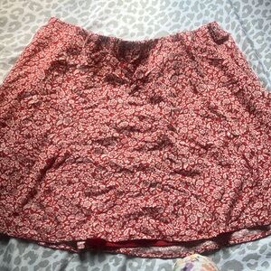 Women’s American Eagle Floral Skirt — Size XL (Red and White)